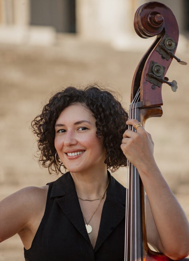 Emilse Rios double bassist and teacher - double bass courses and lessons