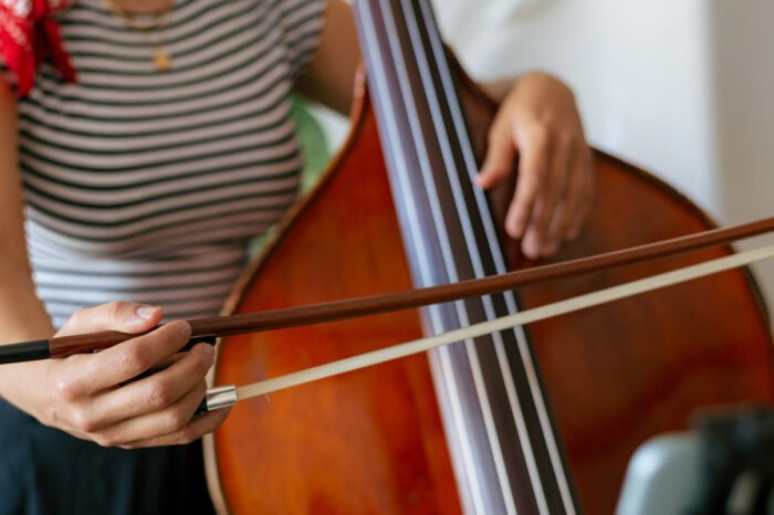 doubles bass videos and study tips: string crossing